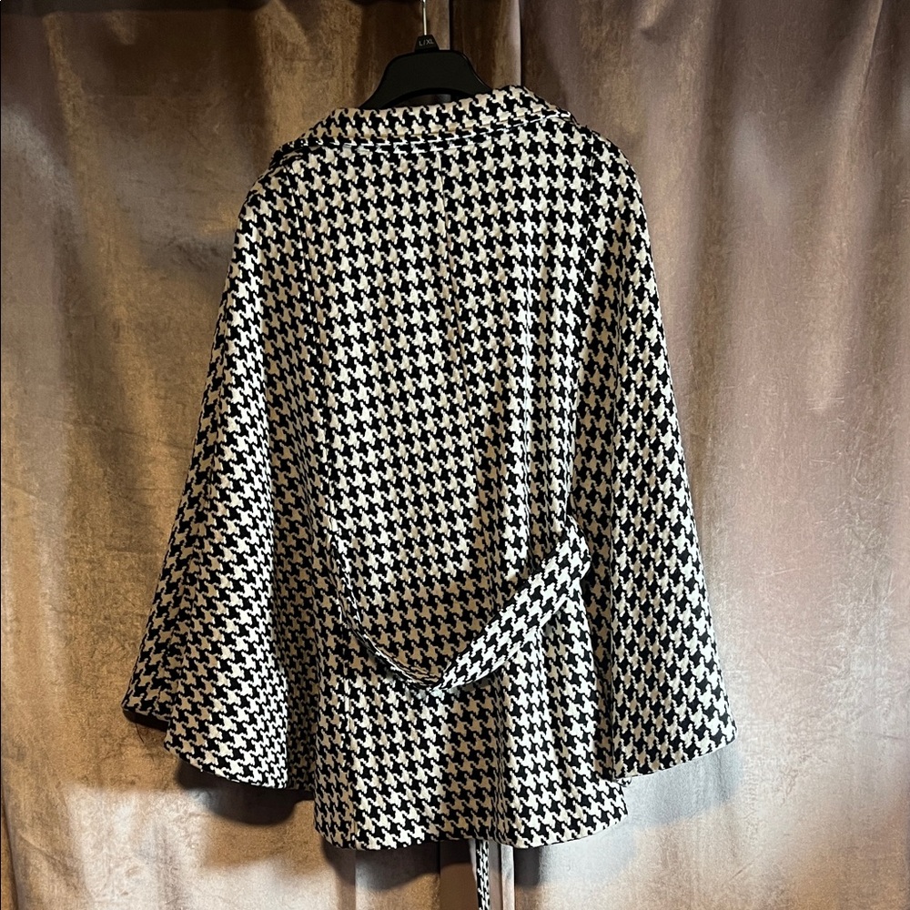 Calvin Klein Chic Belted Houndstooth Cape Coat with Zip Closure Size L/XL - Picture 14 of 14